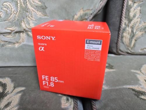 New sony 85mm - f/1.8, e-mount